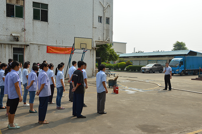 綠誌島焊錫廠_領導講解消防演習的重要性